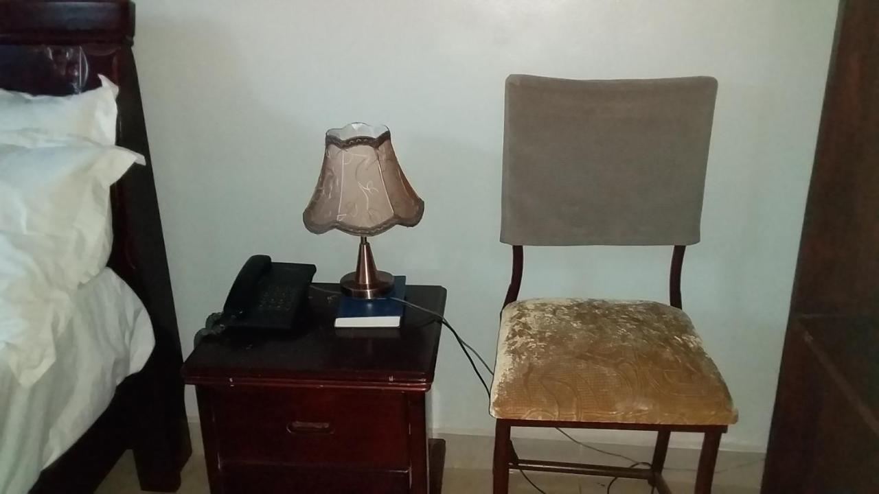 Random Park Hotel Kigali Ngoại thất bức ảnh