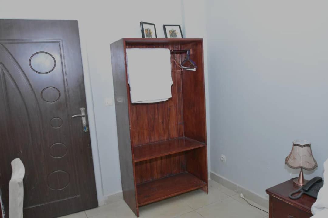 Random Park Hotel Kigali Ngoại thất bức ảnh