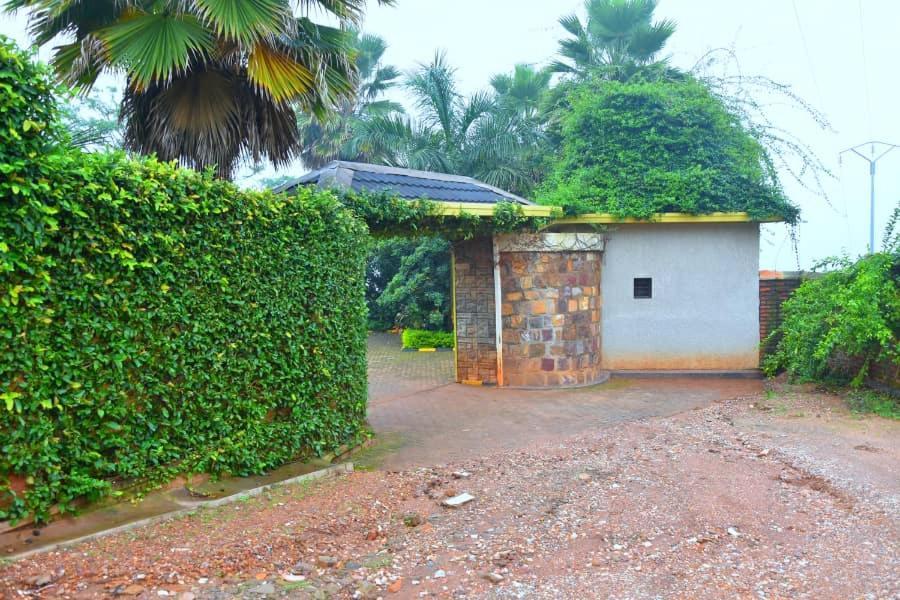 Random Park Hotel Kigali Ngoại thất bức ảnh